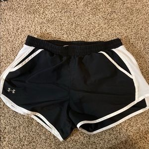 Under Armor athletic shorts with pockets